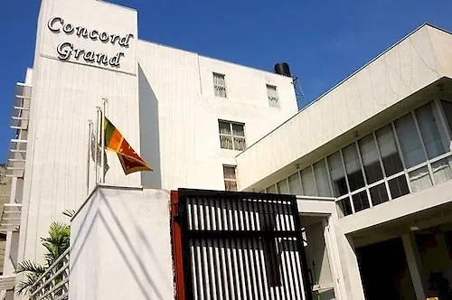 Concord Grand Hotel Dehiwala-Mount Lavinia 3*,